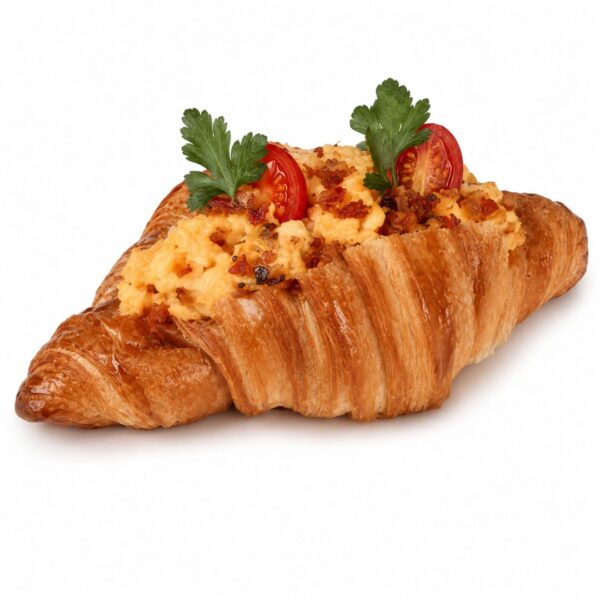Croissant con Huevos y Bacon
